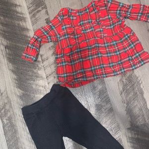 🎃Carter’s plaid shirt and leggings